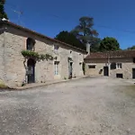 Nocleg ze śniadaniem La Maison De Lyon Saint-Laurent-de-Céris