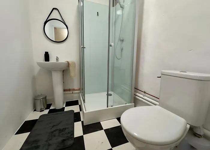 La Maison De Lyon Bed and Breakfast *